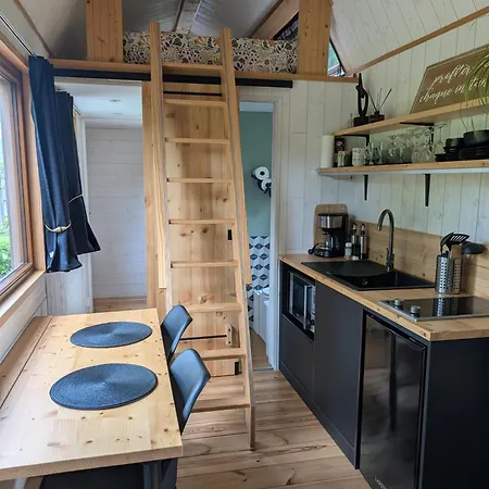 Vakantiehuis Tiny Messancy, Immersion Dans La Nature !