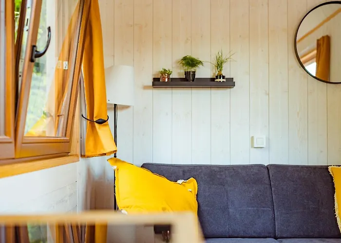 Tiny Messancy, Immersion Dans La Nature ! Holiday home